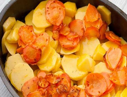 오븐에 야채를 곁들인 감자 : 재료