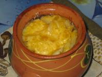 Lonci s piletinom i krompirom u pećnici: priprema ukusnog drugog jela